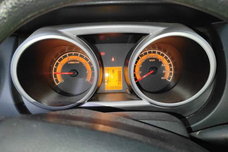 Used CHANGAN KAICHENG Ounuo S 2017 1.5L Base Version Instrument Cluster