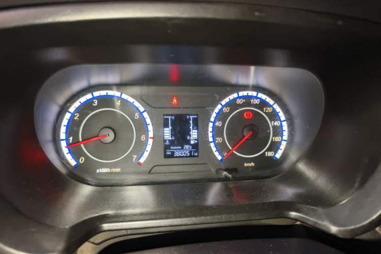 Used CHANGAN KAICHENG Ounuo S 2017 1.5L Ouno S Standard Edition EA15-AB Instrument Cluster