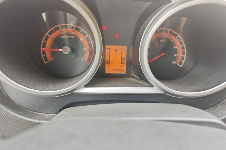 Used CHANGAN KAICHENG Ounuo S 2017 1.5L Base Version Odometer Close Up