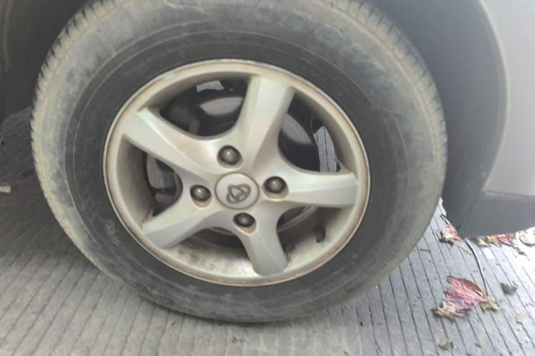 Used CHANGAN KAICHENG Ounuo S 2017 1.5L Ouno S Comfort Model EA15-AB Right Front Wheel Hub