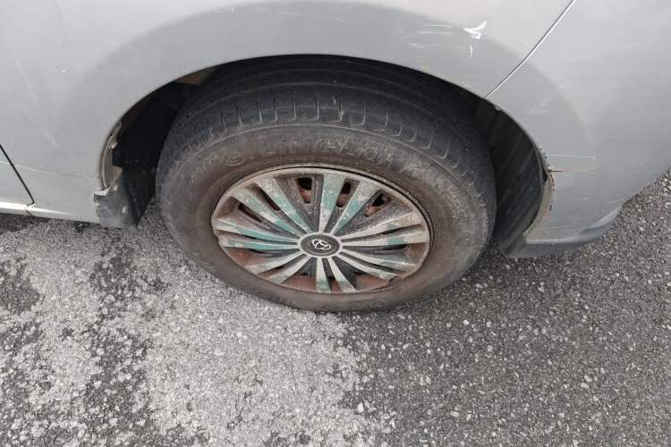 Used CHANGAN KAICHENG Ounuo S 2017 1.5L Base Version Right Front Wheel Hub