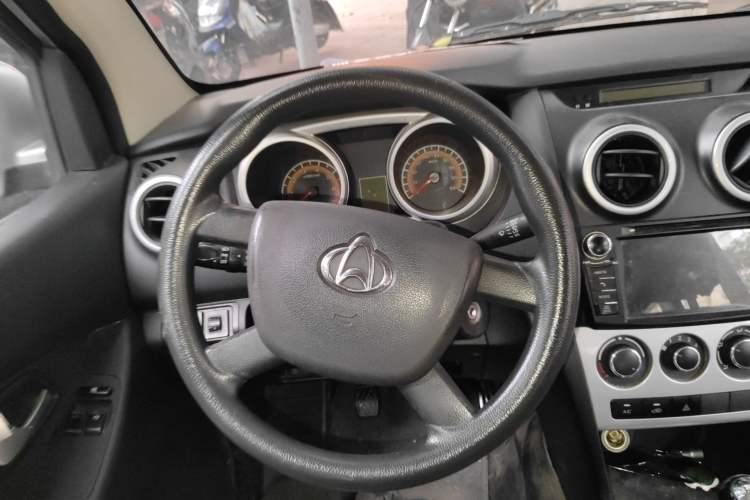 Used CHANGAN KAICHENG Ounuo S 2017 1.5L Base Version Steering Wheel