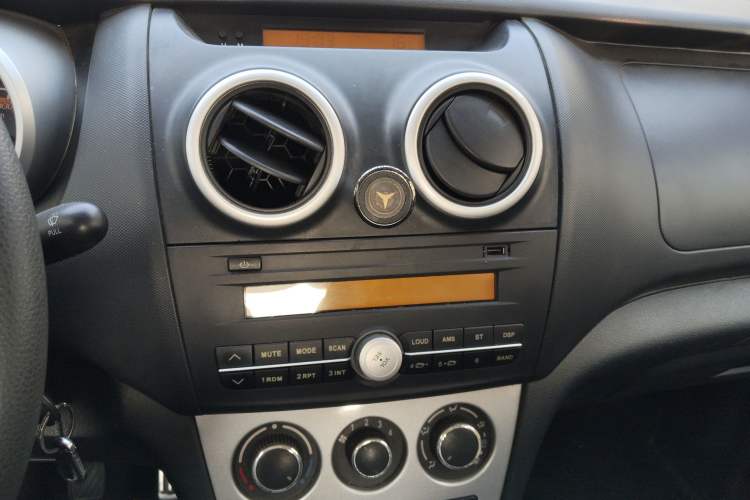 Used CHANGAN KAICHENG Ounuo S 2017 1.5L Base Version Audio And AC Panel