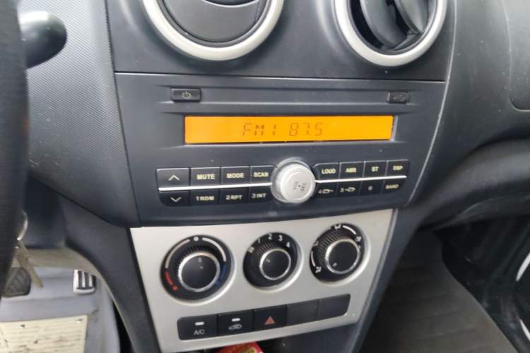 Used CHANGAN KAICHENG Ounuo S 2017 1.5L Jinouno Base Model Audio And AC Panel