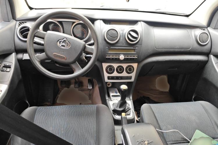 Used CHANGAN KAICHENG Ounuo S 2017 1.5L Base Version Center Console