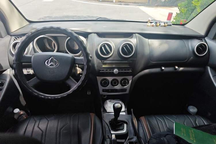 Used CHANGAN KAICHENG Ounuo S 2017 1.5L Jinouno Base Model Center Console