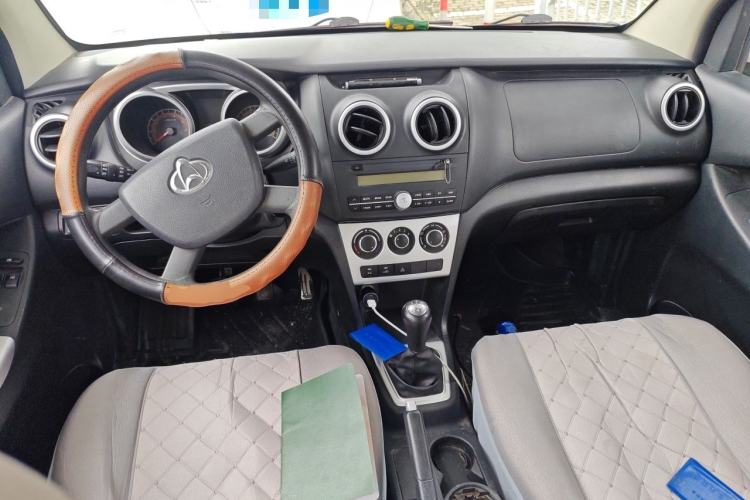 Used CHANGAN KAICHENG Ounuo S 2017 1.5L Jinouno Base Model Center Console