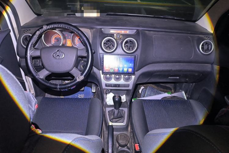 Used CHANGAN KAICHENG Ounuo S 2017 1.5L Jinouno Base Model Center Console