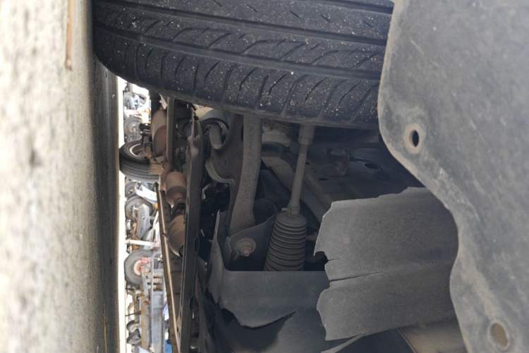Used CHANGAN KAICHENG Ounuo S 2017 1.5L Base Version Chassis Front Right