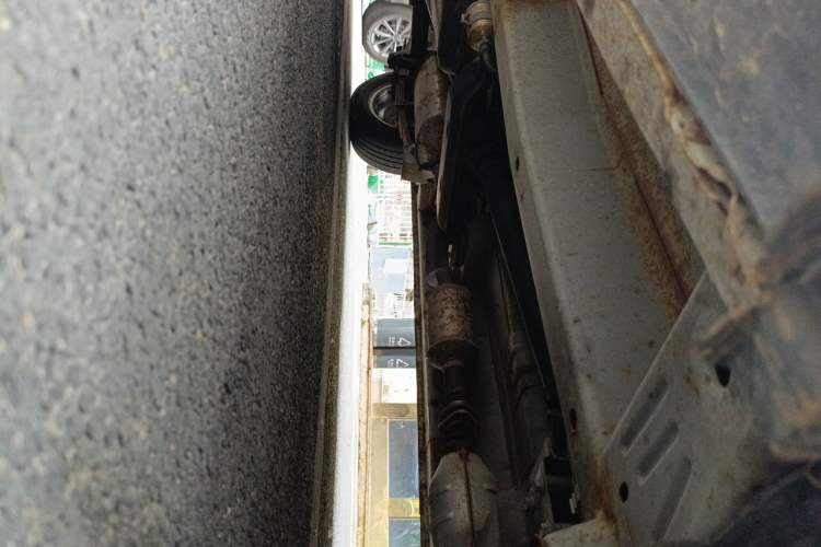 Used CHANGAN KAICHENG Ounuo S 2017 1.5L Base Version Chassis Front Right