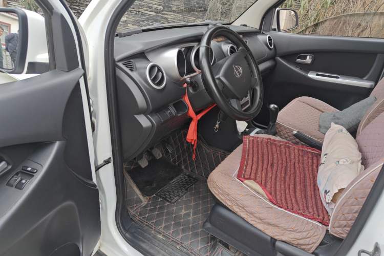 Used CHANGAN KAICHENG Ounuo S 2017 1.5L Base Version Driver Seat