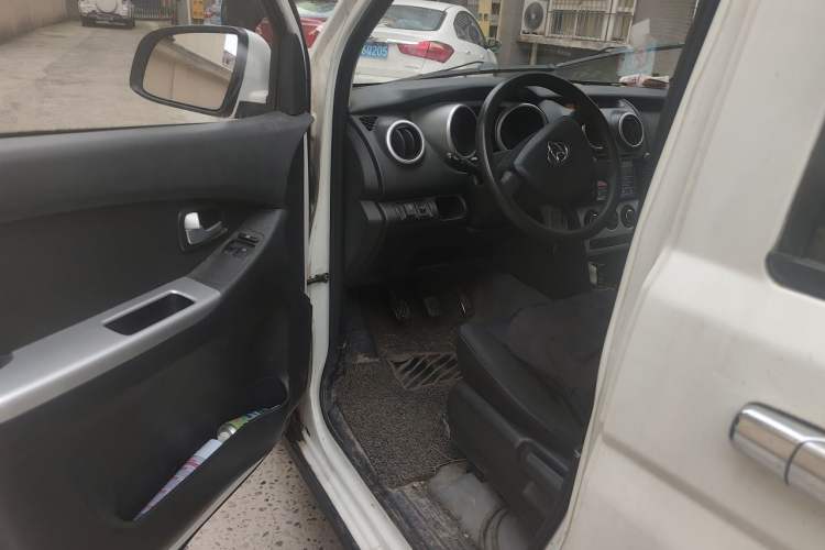 Used CHANGAN KAICHENG Ounuo S 2017 1.5L Base Version Driver Seat