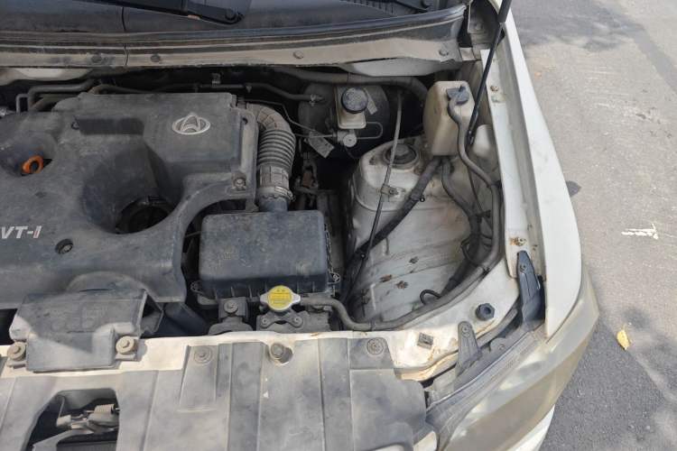Used CHANGAN KAICHENG Ounuo S 2017 1.5L Jinouno Base Model Engine Bay Left