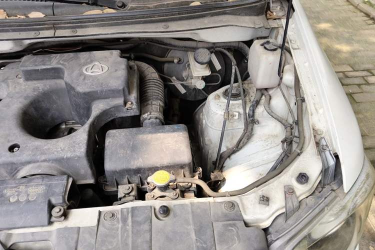 Used CHANGAN KAICHENG Ounuo S 2017 1.5L Jinouno Base Model Engine Bay Left