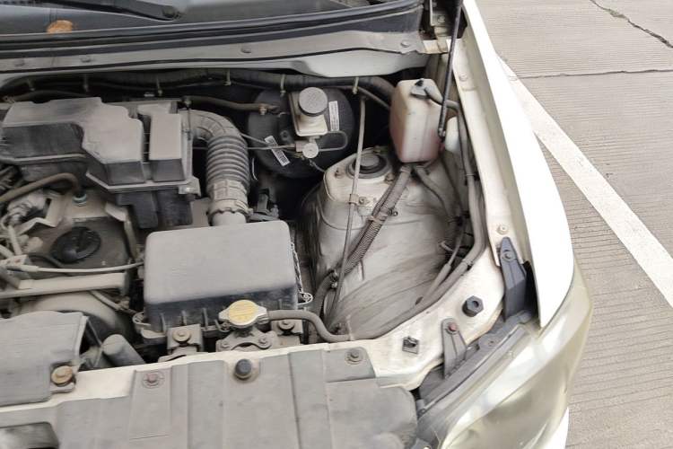 Used CHANGAN KAICHENG Ounuo S 2017 1.5L Jinouno Base Model Engine Bay Left