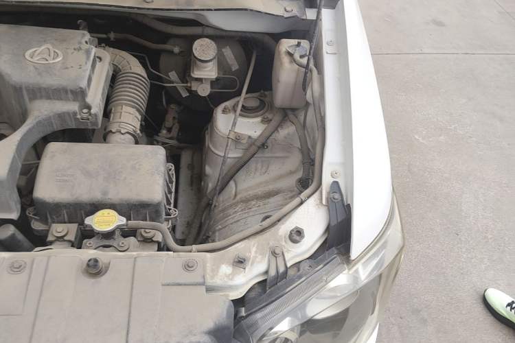 Used CHANGAN KAICHENG Ounuo S 2017 1.5L Jinouno Base Model Engine Bay Left