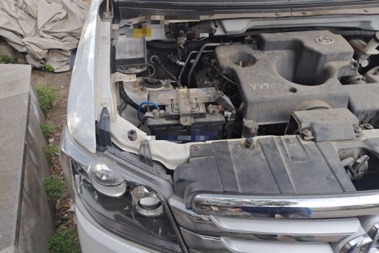 Used CHANGAN KAICHENG Ounuo S 2017 1.5L Base Version Engine Bay Right
