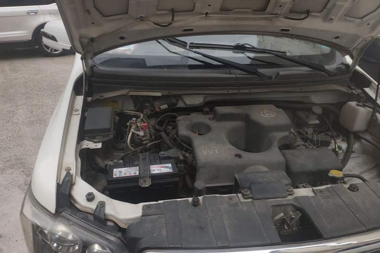 Used CHANGAN KAICHENG Ounuo S 2017 1.5L Base Version Engine Bay Right