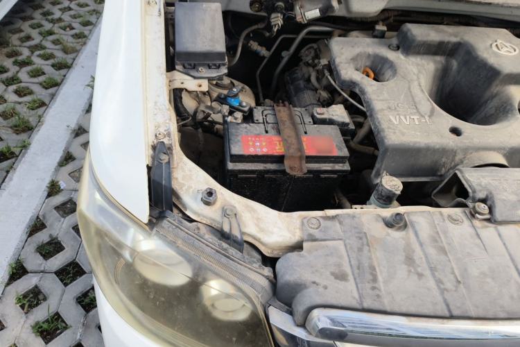 Used CHANGAN KAICHENG Ounuo S 2017 1.5L Base Version Engine Bay Right