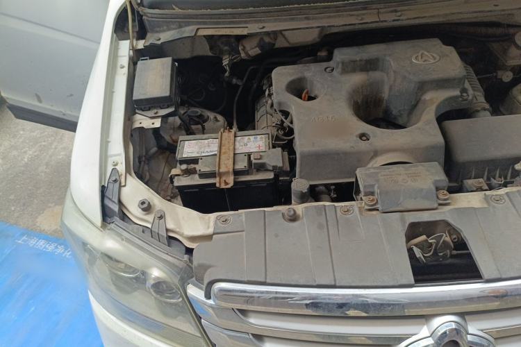 Used CHANGAN KAICHENG Ounuo S 2017 1.5L Base Version Engine Bay Right