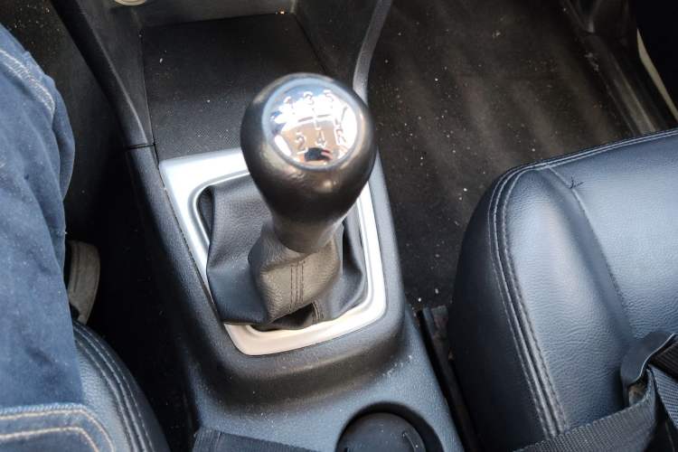 Used CHANGAN KAICHENG Ounuo S 2017 1.5L Base Version Gear Lever