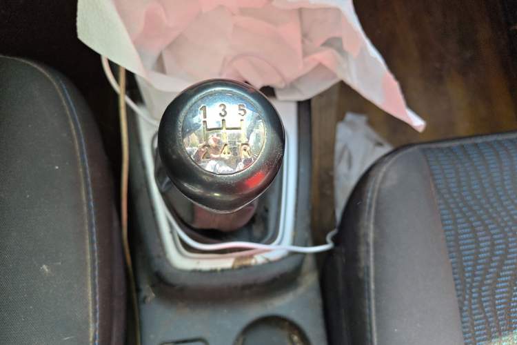 Used CHANGAN KAICHENG Ounuo S 2017 1.5L Base Version Gear Lever