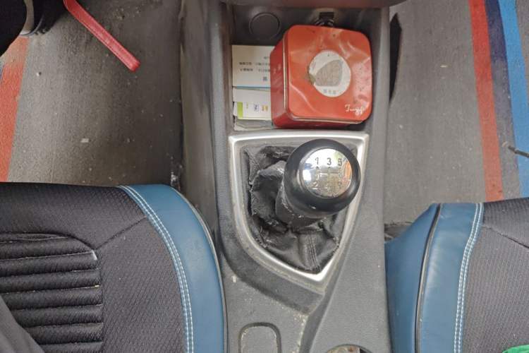 Used CHANGAN KAICHENG Ounuo S 2017 1.5L Base Version Gear Lever