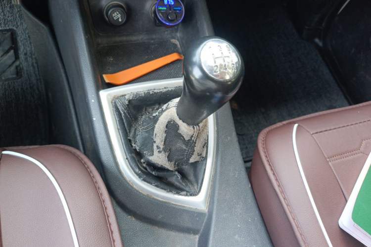 Used CHANGAN KAICHENG Ounuo S 2017 1.5L Ouno S Value Edition EA15-AB Gear Lever