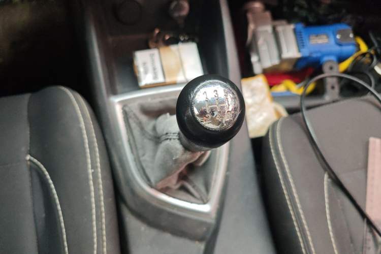 Used CHANGAN KAICHENG Ounuo S 2017 1.5L Jinouno Base Model Gear Lever
