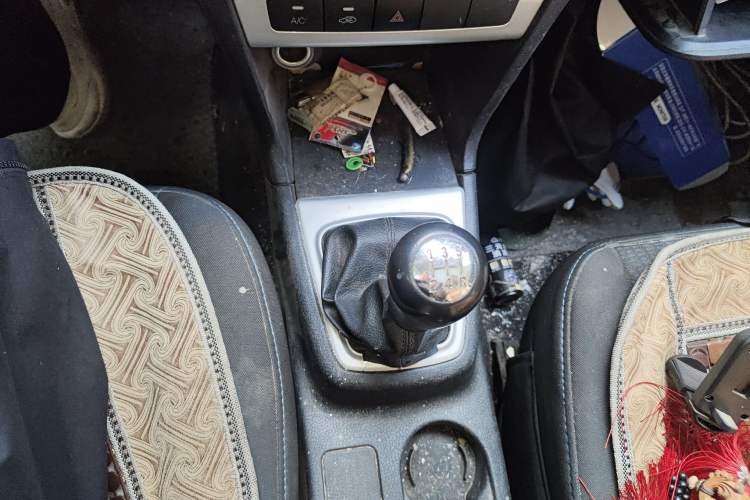 Used CHANGAN KAICHENG Ounuo S 2017 1.5L Base Version Gear Lever