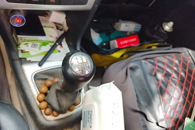 Used CHANGAN KAICHENG Ounuo S 2017 1.5L Base Version Gear Lever