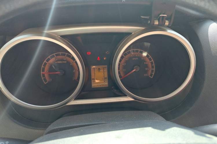 Used CHANGAN KAICHENG Ounuo S 2017 1.5L Base Version Instrument Cluster