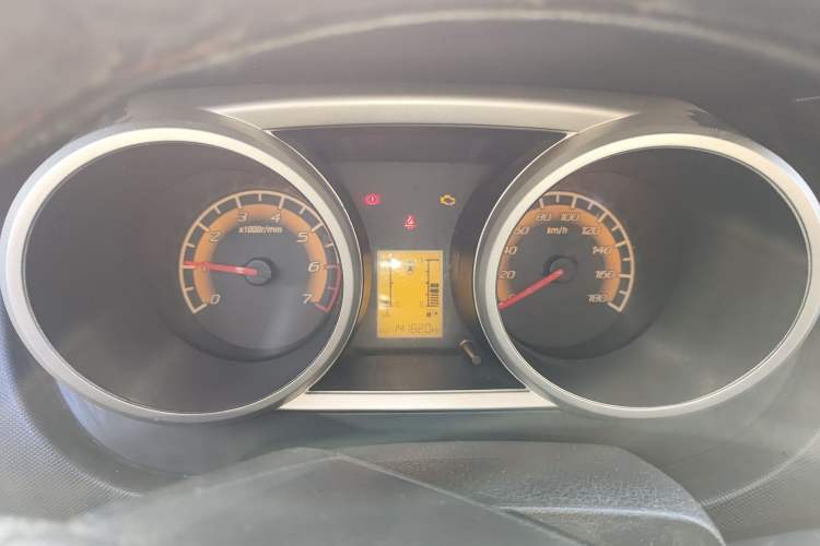 Used CHANGAN KAICHENG Ounuo S 2017 1.5L Base Version Instrument Cluster