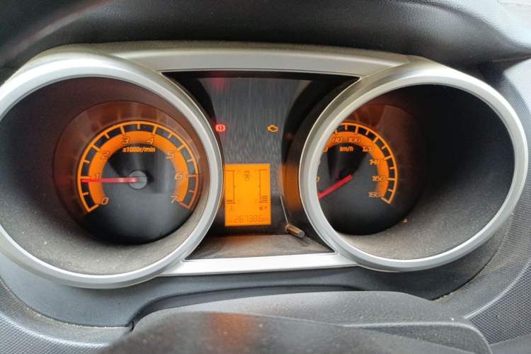 Used CHANGAN KAICHENG Ounuo S 2017 1.5L Base Version Instrument Cluster