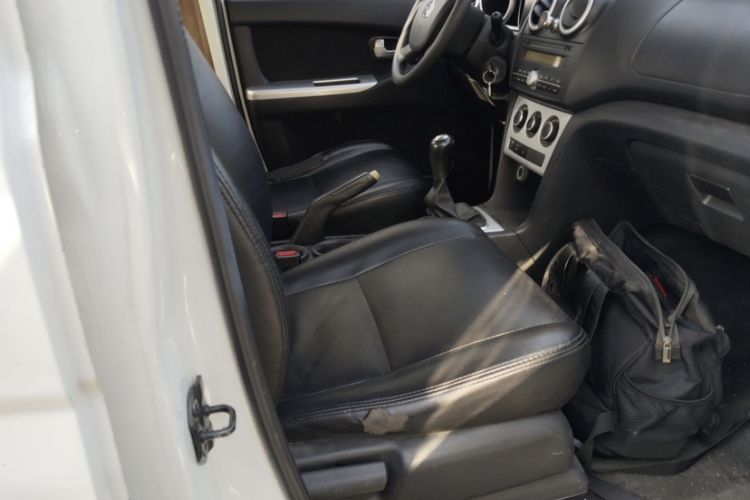 Used CHANGAN KAICHENG Ounuo S 2017 1.5L Base Version Interior 2