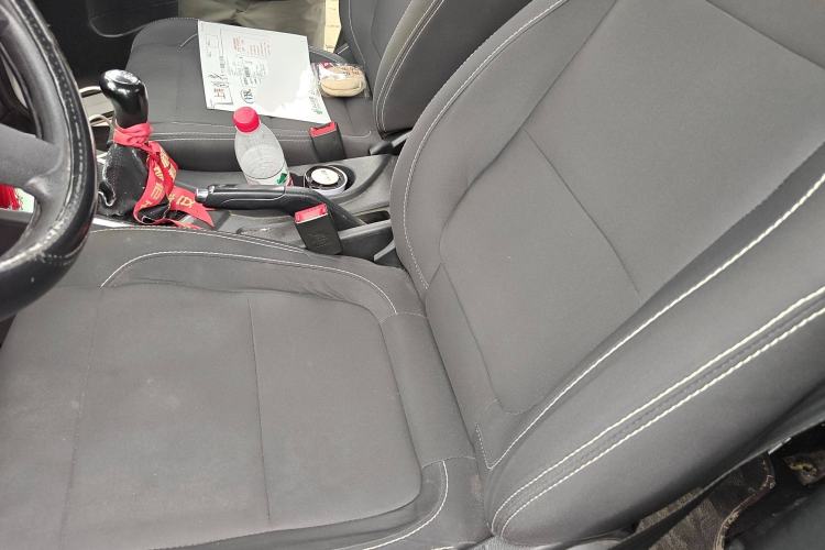 Used CHANGAN KAICHENG Ounuo S 2017 1.5L Ouno S Value Edition EA15-AB Left Front Seat