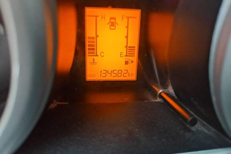 Used CHANGAN KAICHENG Ounuo S 2017 1.5L Base Version Odometer Close Up