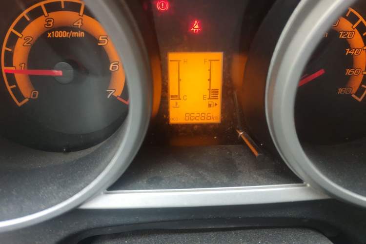 Used CHANGAN KAICHENG Ounuo S 2017 1.5L Base Version Odometer Close Up