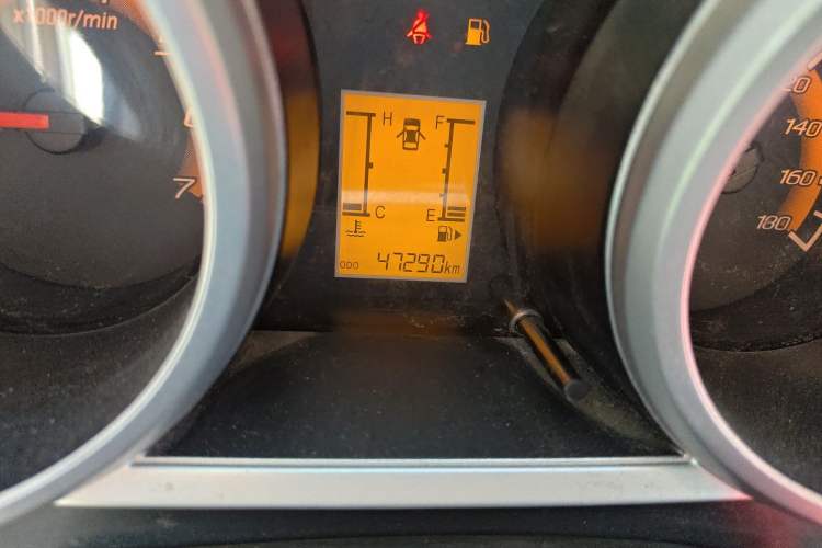 Used CHANGAN KAICHENG Ounuo S 2017 1.5L Base Version Odometer Close Up