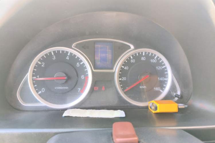 Used CHANGAN KAICHENG Ounuo S  Odometer Close Up
