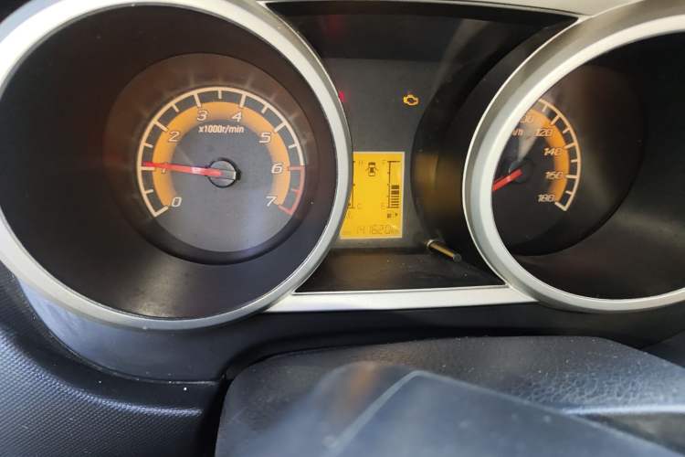 Used CHANGAN KAICHENG Ounuo S 2017 1.5L Base Version Odometer Close Up