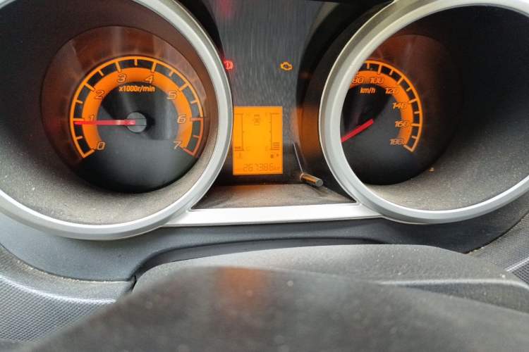 Used CHANGAN KAICHENG Ounuo S 2017 1.5L Base Version Odometer Close Up