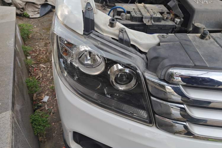 Used CHANGAN KAICHENG Ounuo S 2017 1.5L Base Version Right Front Headlight