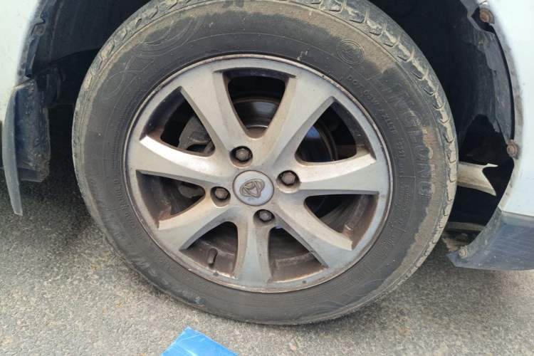 Used CHANGAN KAICHENG Ounuo S 2017 1.5L Base Version Right Front Wheel Hub