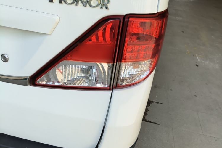 Used CHANGAN KAICHENG Ounuo S 2017 1.5L Jinouno Base Model Right Rear Taillight