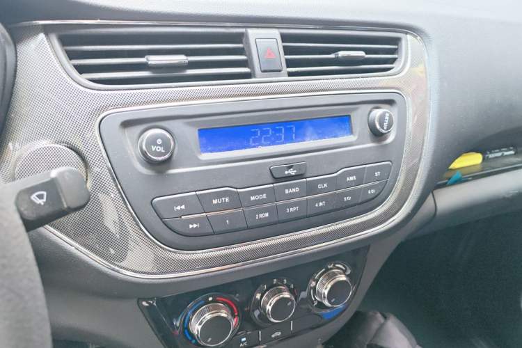 Used CHANGAN KAICHENG Ounuo S 2019 1.5L Ouno S Economy 7-Seater JL473QG Audio And AC Panel