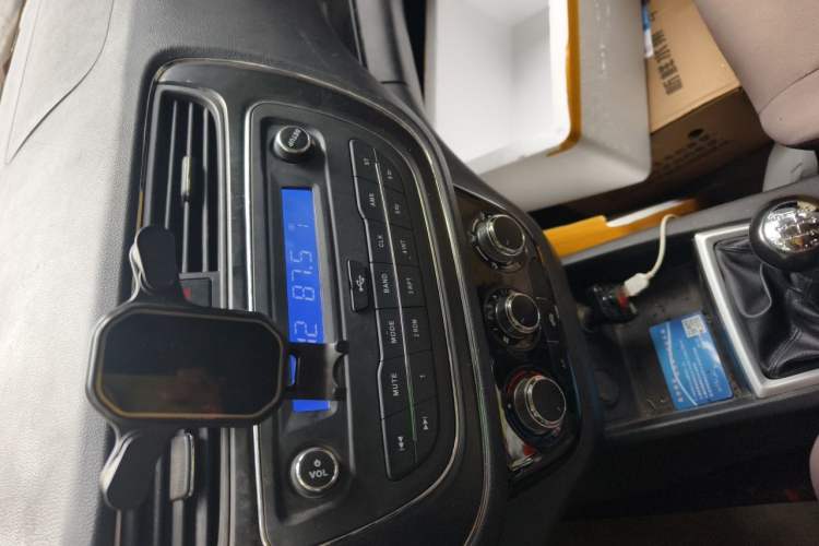 Used CHANGAN KAICHENG Ounuo S 2019 1.5L Ouno S Standard Model China VI JL473QG Audio And AC Panel