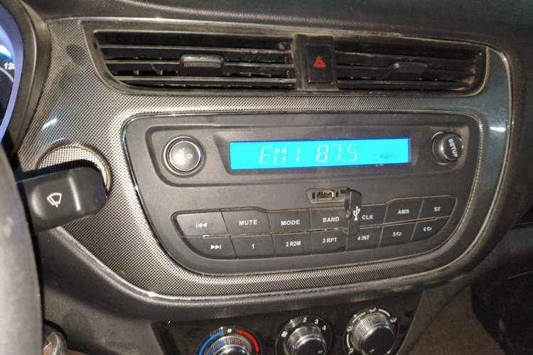 Used CHANGAN KAICHENG Ounuo S 2019 1.5L Ouno S Economy 7-Seater JL473QG Audio And AC Panel