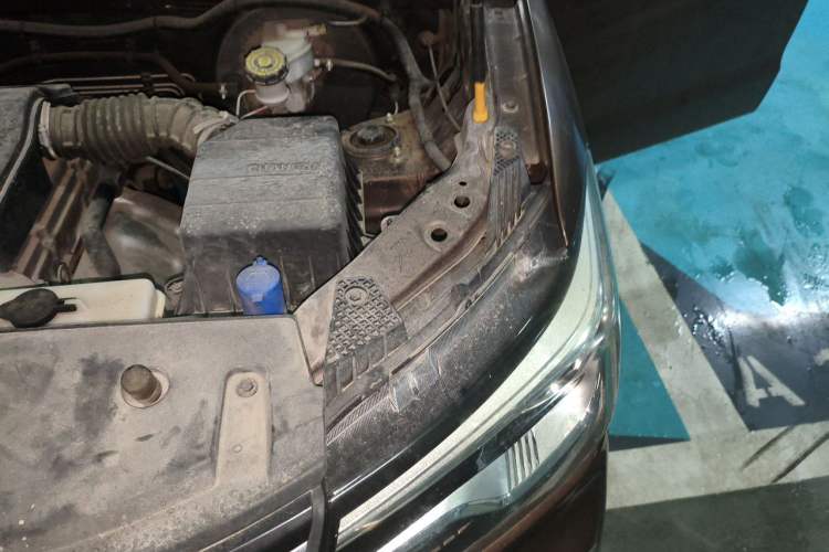 Used CHANGAN KAICHENG Ounuo S 2019 1.5L Ouno S Economy 7-Seater JL473QG Engine Bay Left