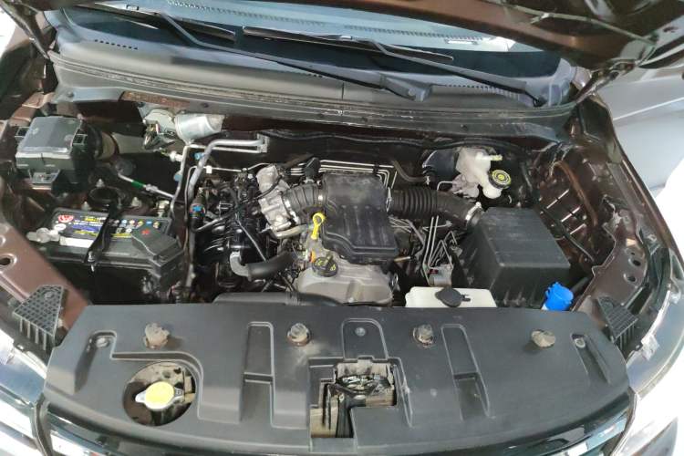 Used CHANGAN KAICHENG Ounuo S 2019 1.5L Ouno S Standard Model China VI JL473QG Engine Bay